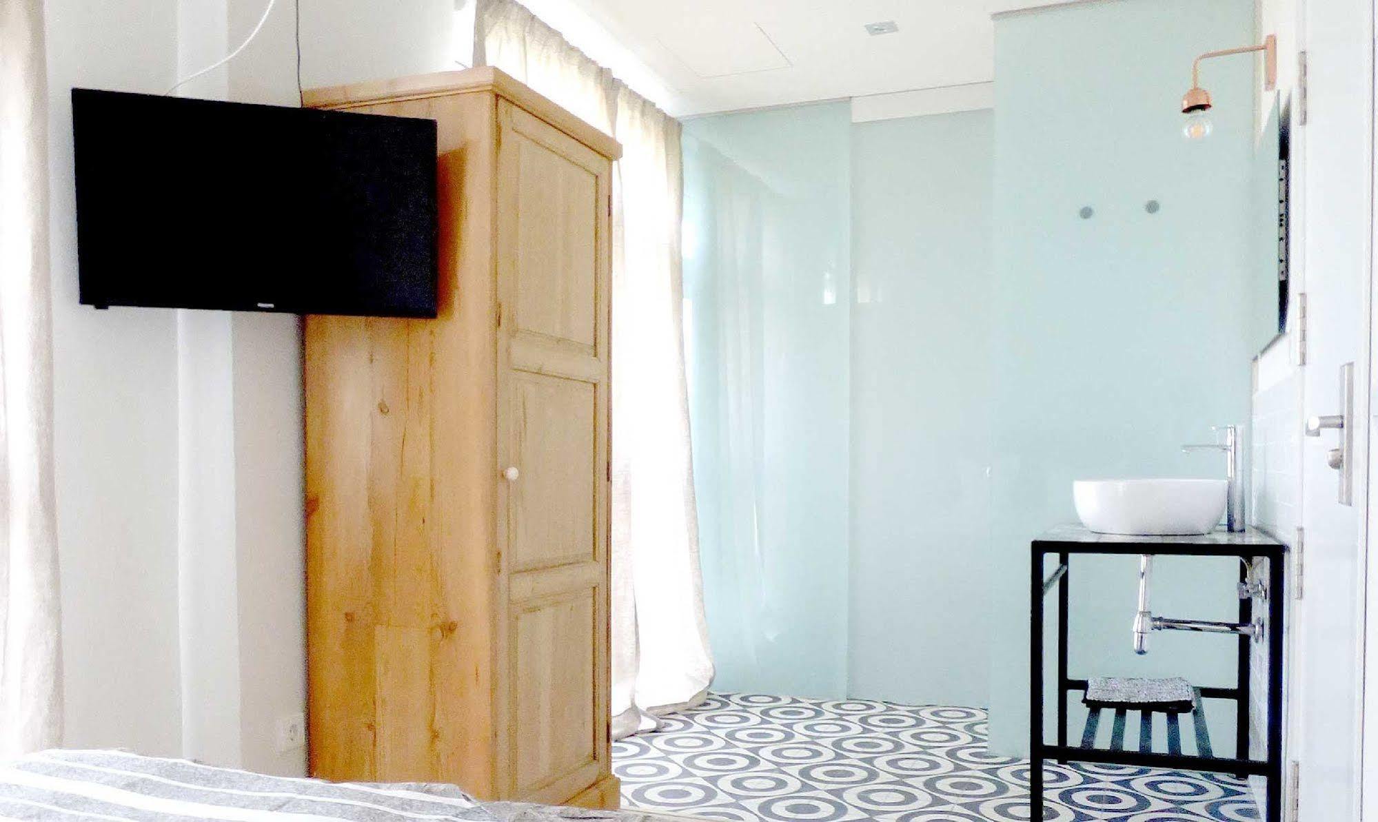 The Corner House 3* Seville