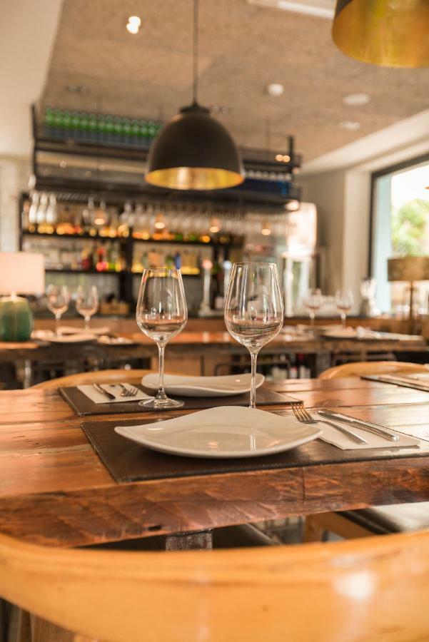 The Corner House 3* Seville